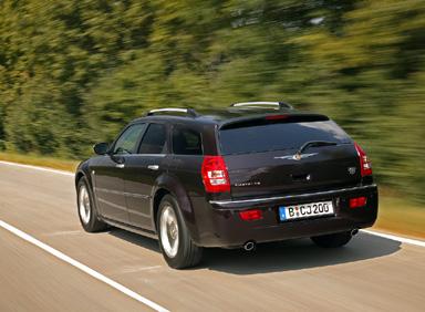 Fotky: Chrysler 300 C 5.7 Touring (foto, obrazky)