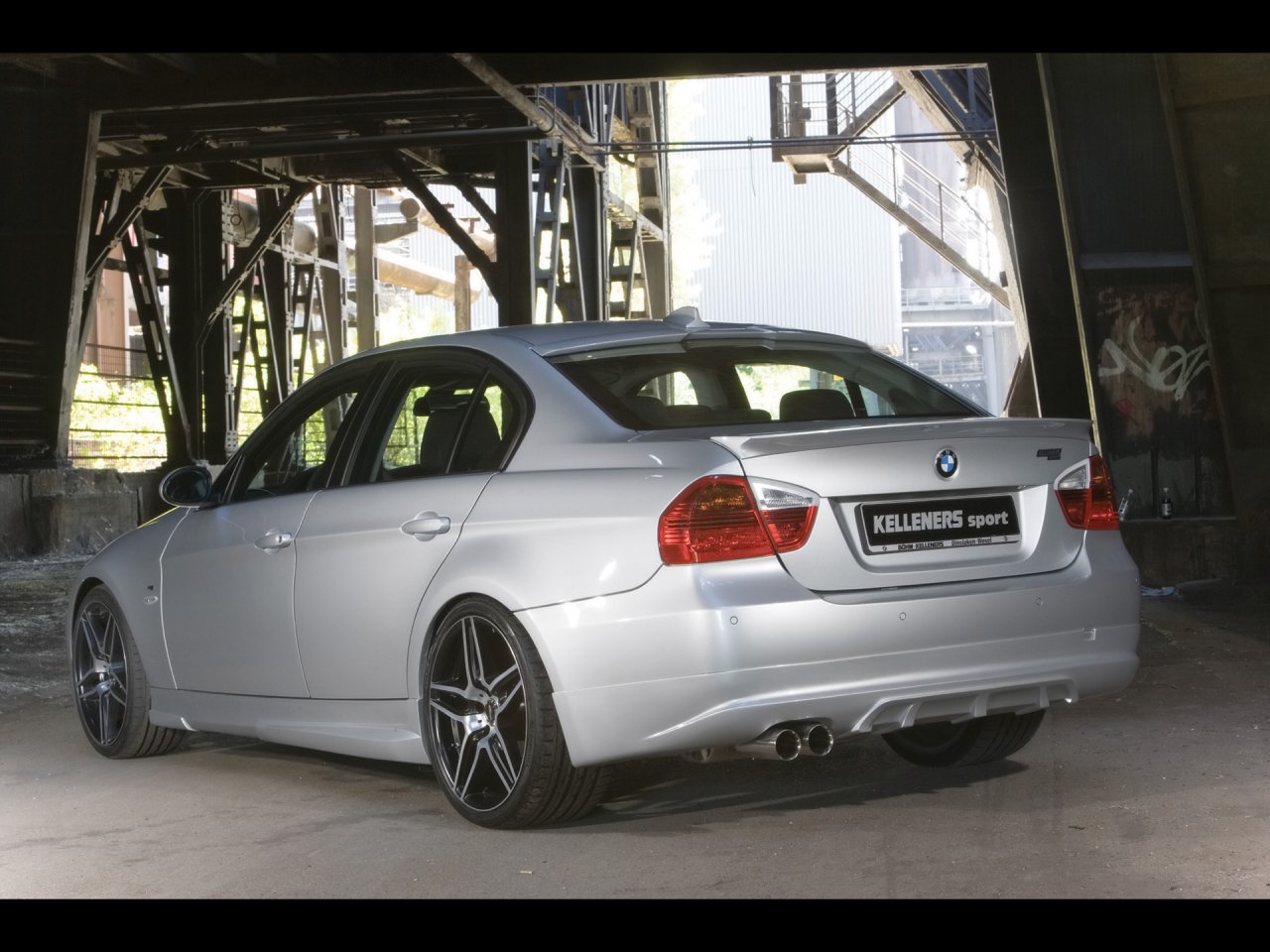 Foto: Kelleners Sport BMW 3 Series Rear And Side (2007)