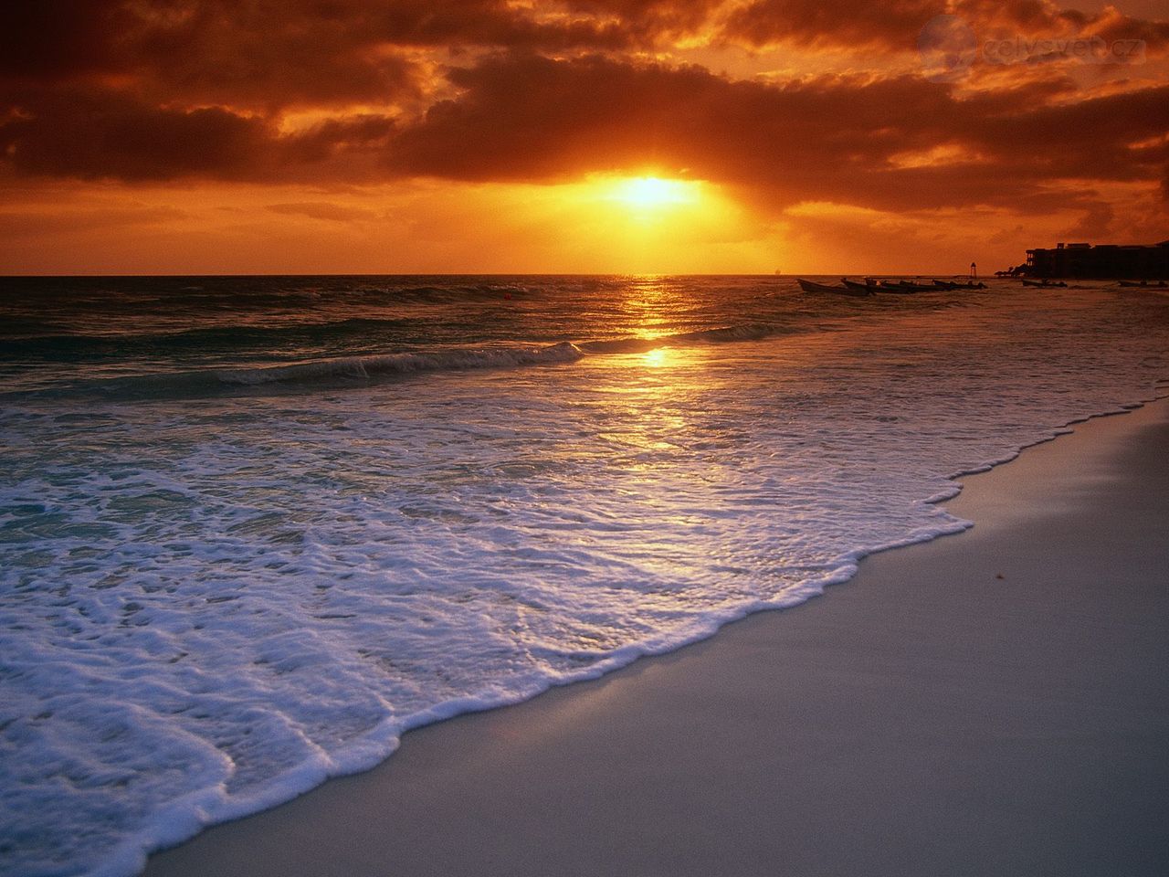 Foto: Sunrise Over The Caribbean Sea, Playa Del Carmen, Mexico